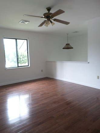  - 4 Bedroom 3 Bath House with 1 Car Garage