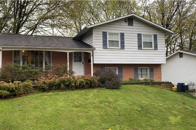 Front of house - Furnished Room & Quiet House