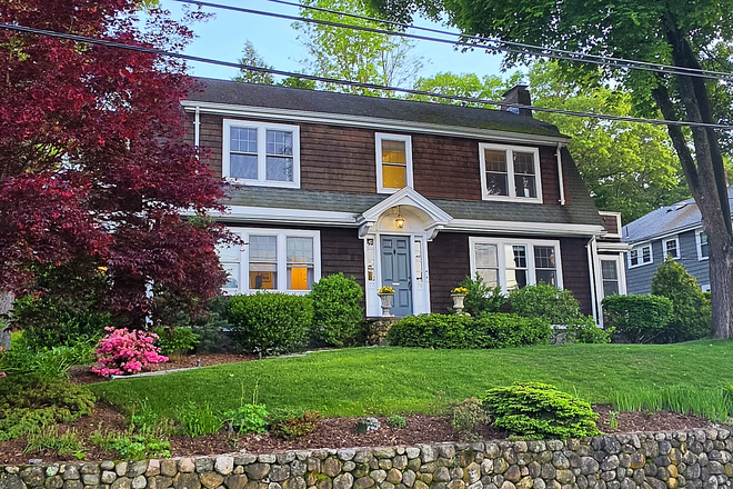 Exterior - Steps from BC Law Avail 1/1/27 - Near BC Bus - Flex Lease Options House