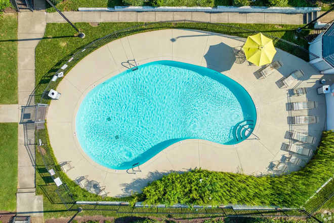 Beautiful pool for Nashville summers! - Chateau - Newly Renovated 2BR | Walk to Vanderbilt, In-Unit Laundry & Pool