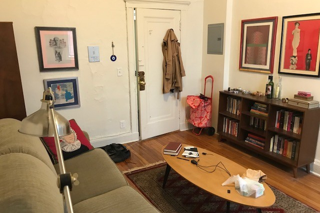 Hub Realty - Allston, fantastic one bedroom with large renovated kitchen Apartments