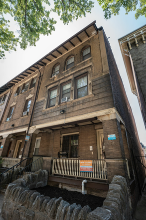 4016 Spruce - 4016 Spruce St Apartments