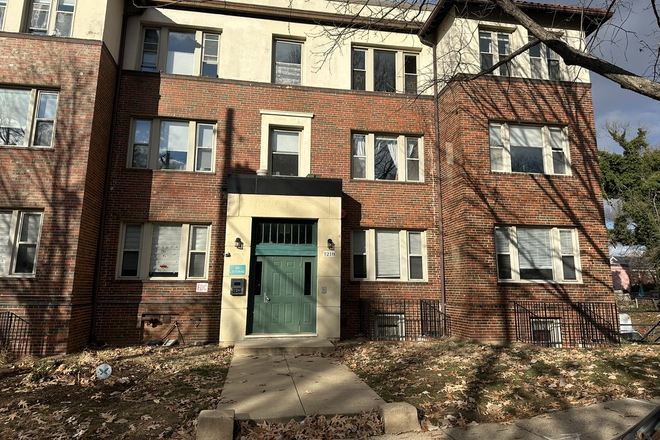 Front entrance - The Brooklander Condo