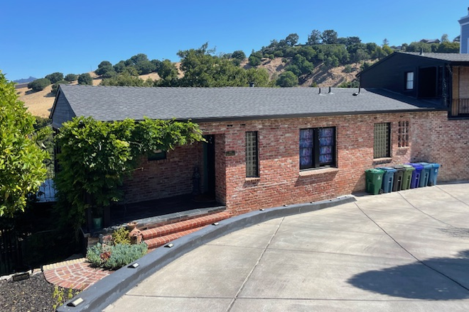 Scenic - Scenic Annex - Furnished