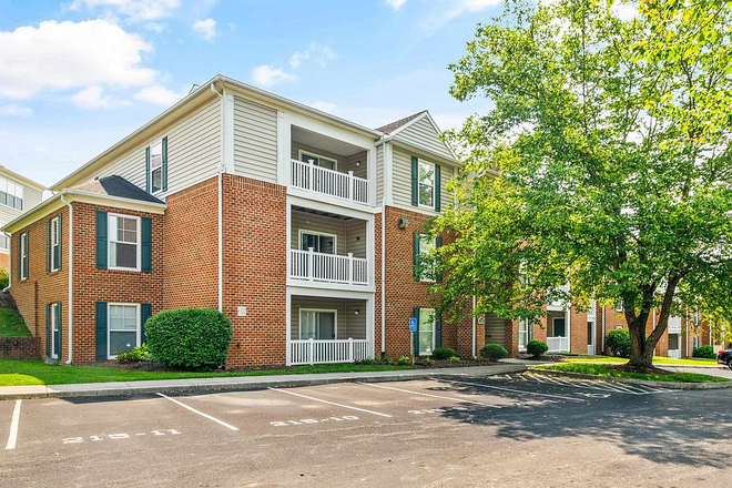 Outside view - South Knollwood