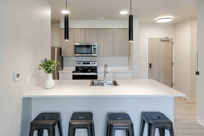 Kitchen - Fieldstone Apartments