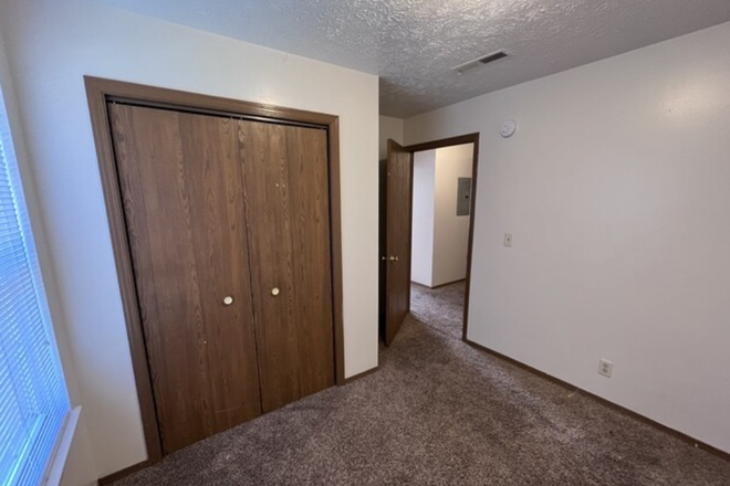 Bedroom 1 - River Cross Apartments