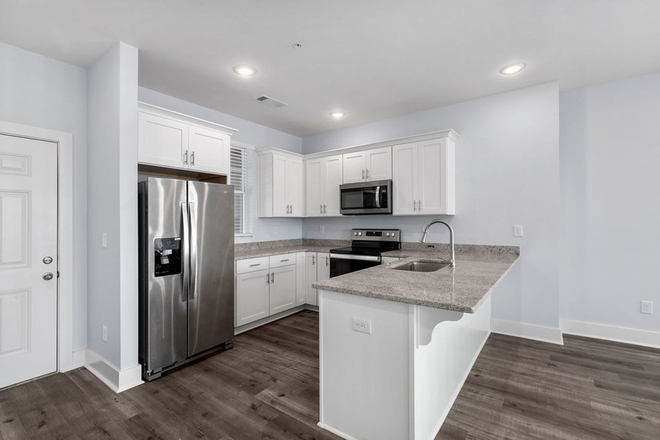  - 337 Airport Rd - Suite 201