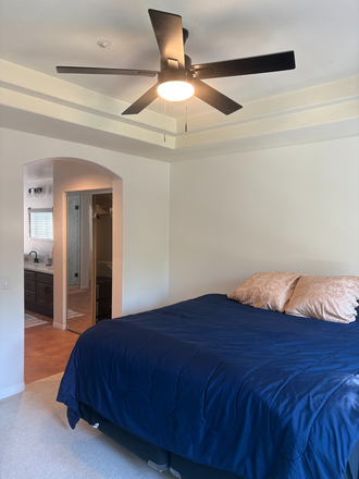 Master Bedroom - Master Bedroom Suite Townhome