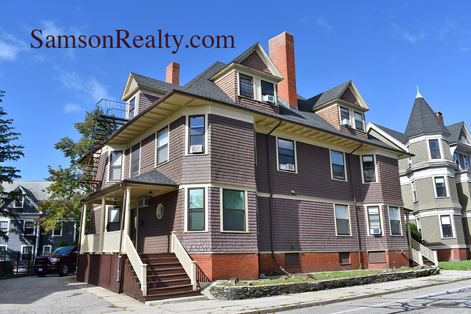 exterior - Townhouse , 2 full baths, parking, laundry SAMSON REALTY 7240