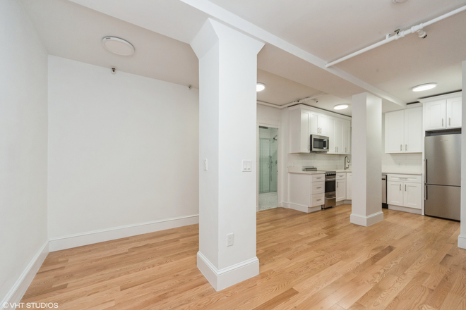 91 Westland Ave., #319 - [ no fee ] [ Sept 1st ] Renovated 2 beds /1 bath w/ living room [Westland Ave] Apartments