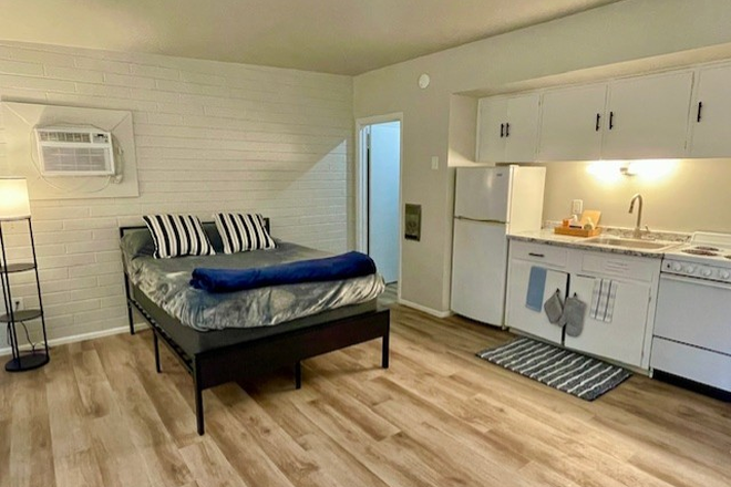 Full sized bed, sheets, blankets - Furnished Private Studio - No shared space - Walk to U of A! Apartments