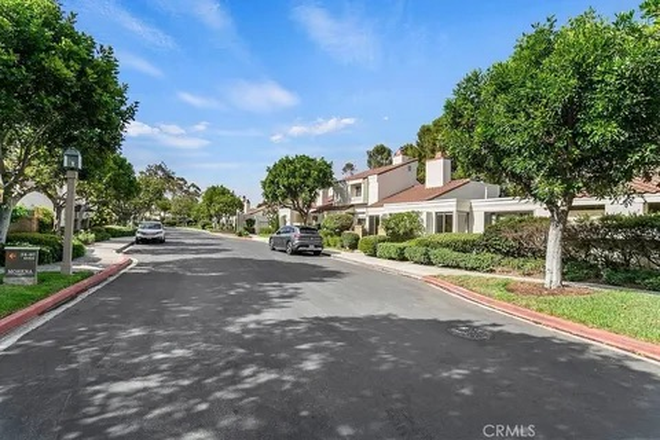 Outside street view - One bedroom room in a beautiful location within 2 miles to UCI