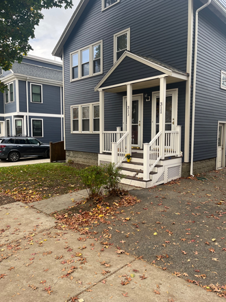 Front of house - Cambridge Charm near Harvard Apartments