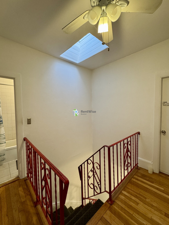 1 - 8 Sewall St – Two Large Units: 5BD/2BA & 6BD/4BA – Sept 2026 Apartments