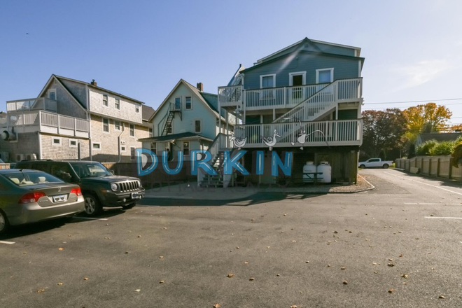 back - All Utilities Included! $900 per groom for a group of 6, 8 or 9 students Apartments