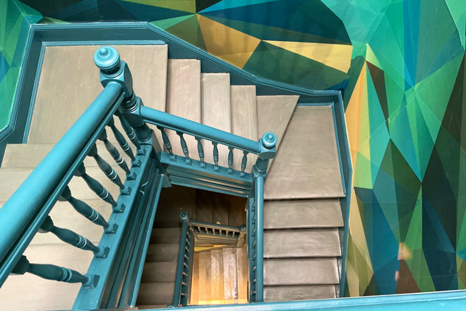 Main stairwell - Chez Benee Townhome