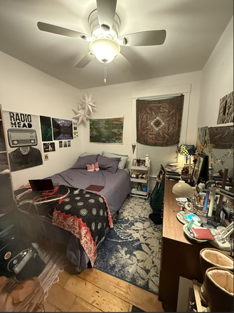 Bedroom - 1 bedroom (in 4 bedroom house) for rent summer 2026!