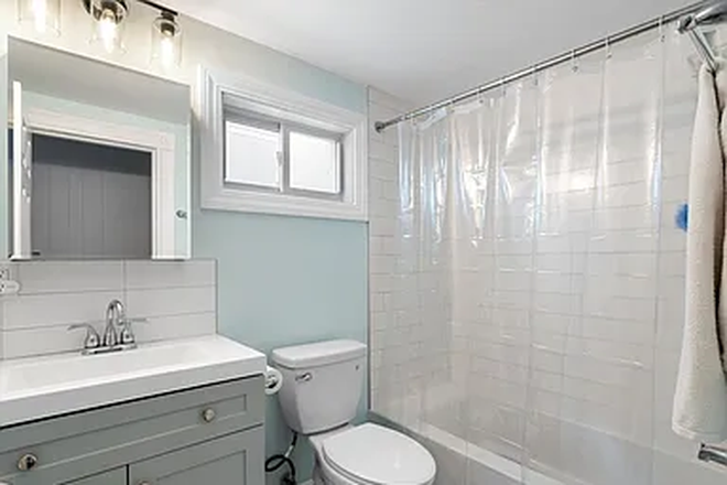Bathroom - 2Bd1Ba Arsenal Yards 5 minutes Walk Apartments