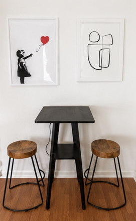 Dinning Room High Table and Chairs - Fully furnished Garage Apartment 5 minutes from campus