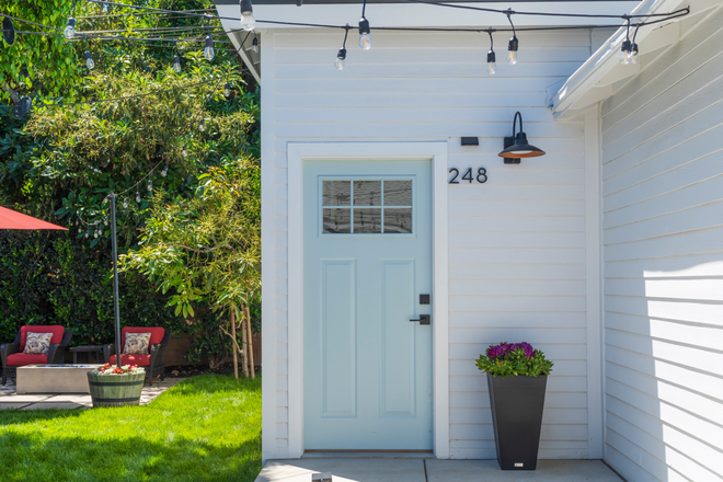 Front door and side entrance - The Chapman Casita Apartments