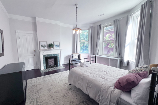Bedroom 1 - NEWLY RENOVATED! Rooms for Rent 4 BD 2 BA Next to Ludlow Ave! Duplex