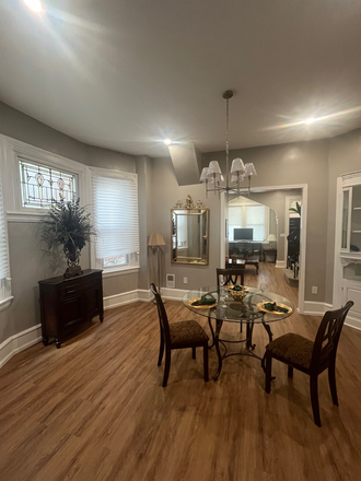 Dining Area - Furnished Rooms for Rent near LaSalle & Broad St Line House