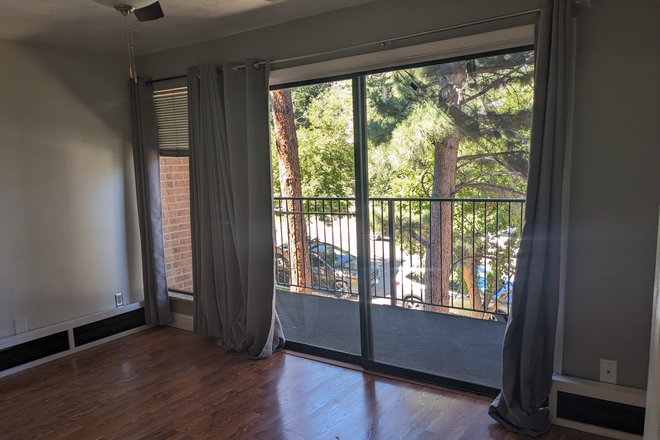 Photo - FALL PRE-LEASE  3 BDRM Condo on the Hill