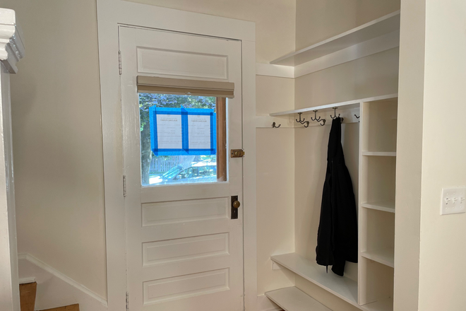 Organized entryway. - Available NOW! Charming 3 bedroom apartment in 5 Sister's neighborhood