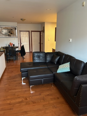 livingrm - 3407 Brandywine ,NEW CONSTRUCT, FURNISHED, LOADED, SPLIT LEVEL & FURNISHED BASEMENT WASH/DRYER