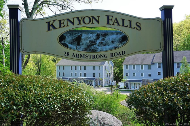Kenyon Falls Luxury Condo Community - One room for rent in a large upscale 2 bedroom 1.5 bath condo