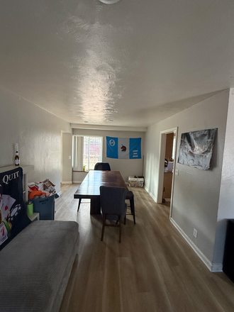 First floor dining area - House close to campus