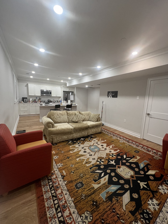 Call NOW for showings! 617-236-8600 - MOUNT HOOD RD - *NO FEE* NEWER RENOVATED 3BR DUPLEX AVAIL *9/1/2026* W/ IN UNIT LNDRY, 2 BATH PORCH! Apartments
