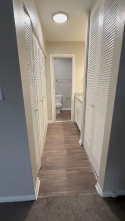 Attached bathroom and closet - Master bedroom with attached bathroom in a 2B2B