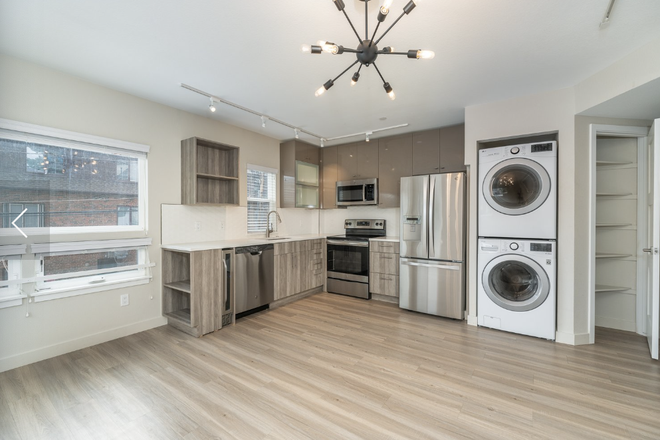 Kitchen - KMH Properties Apartments on 14th St, Apartment 203