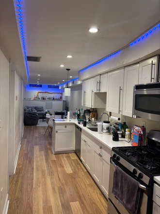 Kitchen and Living Room - Single room close to campus Apartments