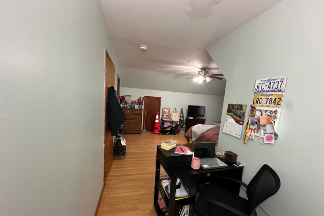 Upstairs bedroom reading/office nook. - Commuters' Dream: Partially Furnished 4 Bedroom Home preferred Professionals or Grad Students