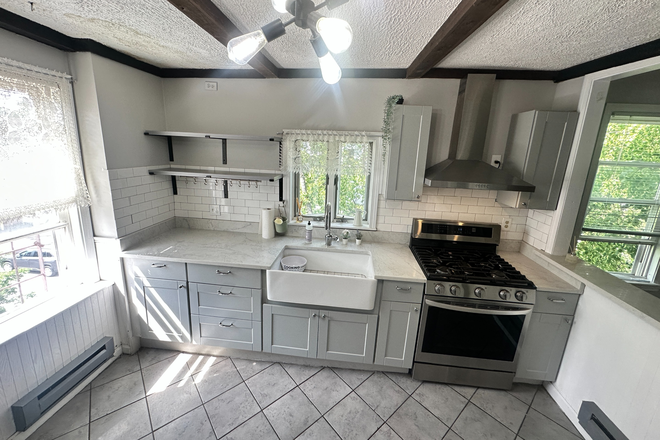 Call NOW for showings! 617-236-8550 - 3RD ST - LUXE RENOVATED 2BR *AVAIL NOW* W/ IN UNIT LNDRY, OFFICE, EIK, DW NEAR KENDALL & LECHMERE! Apartments