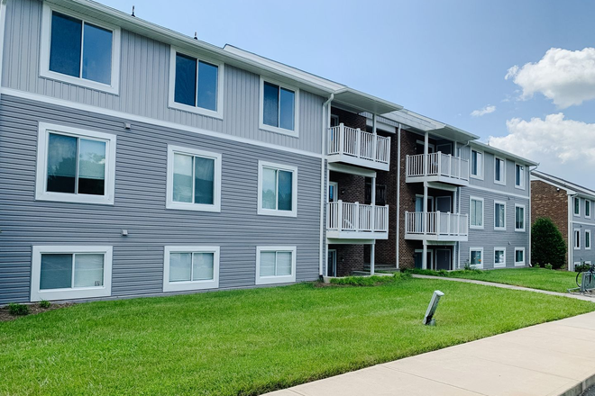  - 4 Bedroom, 2 Bath Condo