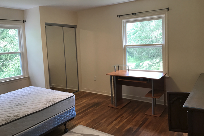 Bedroom - Furnished room-Red Hill Rd-Princeton House