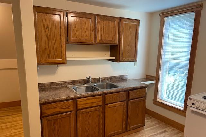 Kitchen - Manning Apartments