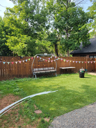 Backyard - Close to Campus 2 bed, 1 Bath Triplex