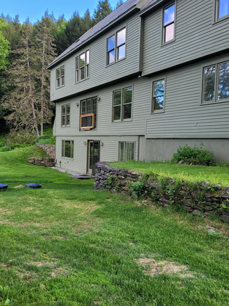View towards enterance - Private 1 BR Apartment on Scenic Land