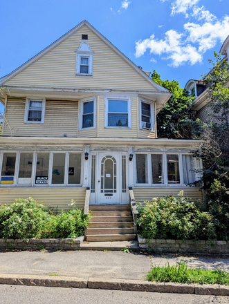 Street View - Apartment is on first floor. - Short walk to groceries, restaurants, Spanish andi Mandarin Chinese immersion schools