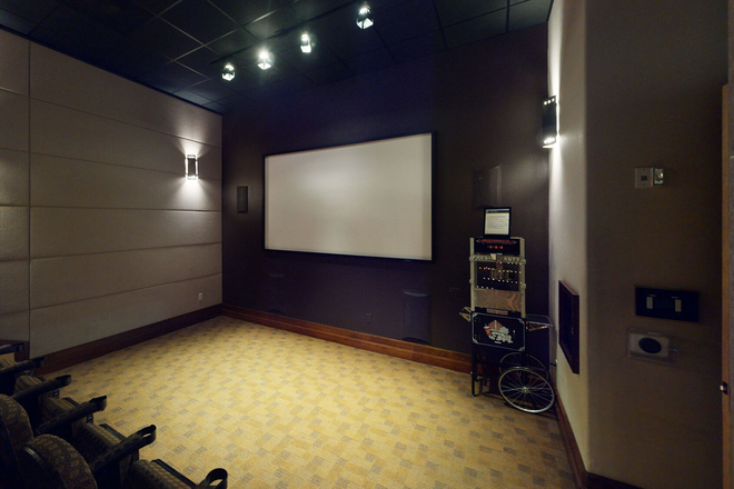 Complex Movie Theater - Regents La Jolla Condo