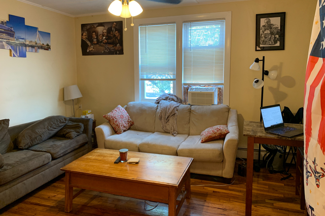 1 - SEPT 2026 - Spacious Cambridge 3b/1b, Student Ok, No Broker Fee! Apartments