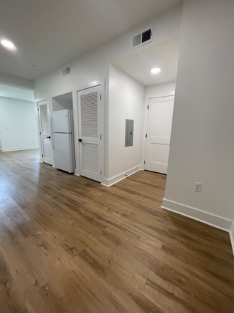 1 bedroom entry view - 1162 Peabody Ave brand new apartments close to medical district. Studio: & 1 bedroom available