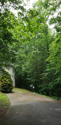 entry - $585-$600 bedroom with utilities