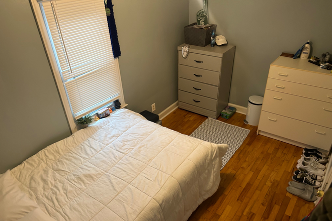 Bedroom - 166 Orchard St - Spring Sublease - Private Room House