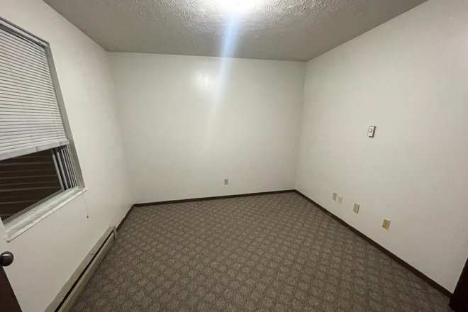 Bedroom - Granite Management/Female only